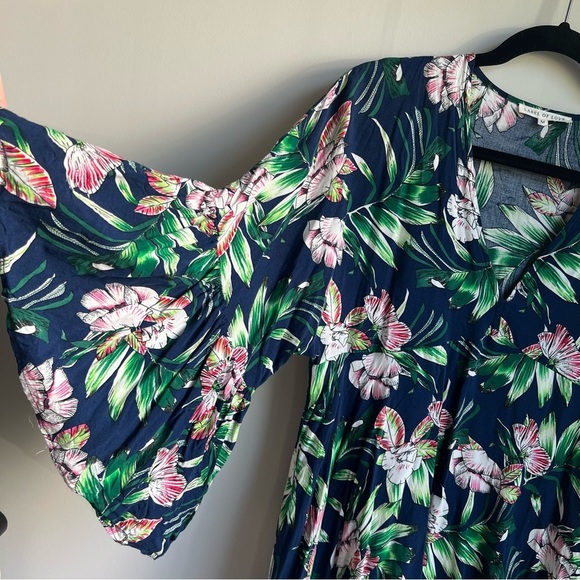 Label of Love Floral Green and Pink Women's Top - Medium - Picture 9 of 15